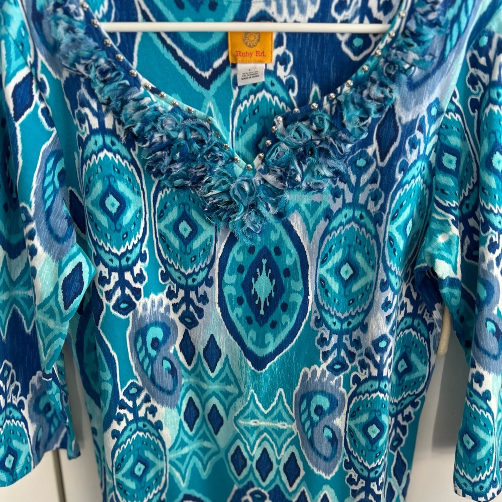 Ruby Rd L 3/4 sleeve top - Picture 2 of 8